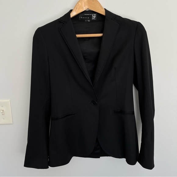 Theory Jackets & Blazers - Theory Womens 1 Button Wool Blazer Size 2 Black 2 Pocket Fully Lined Career